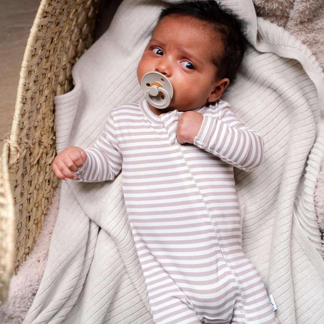 Bamboo Footed Sleepers : Dainty Floral