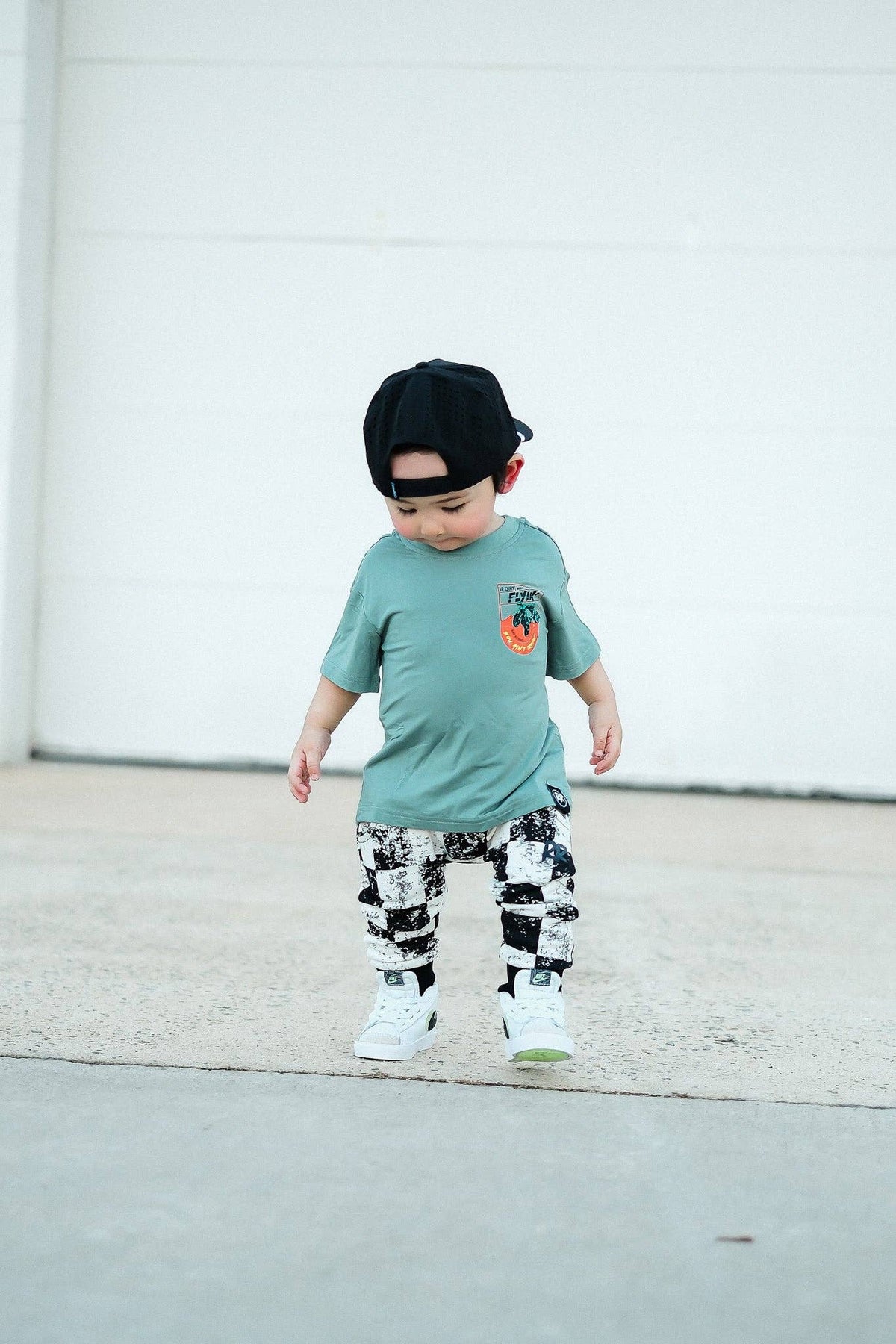 If Dirt Ain't Flyin' - T-Shirt: 4T