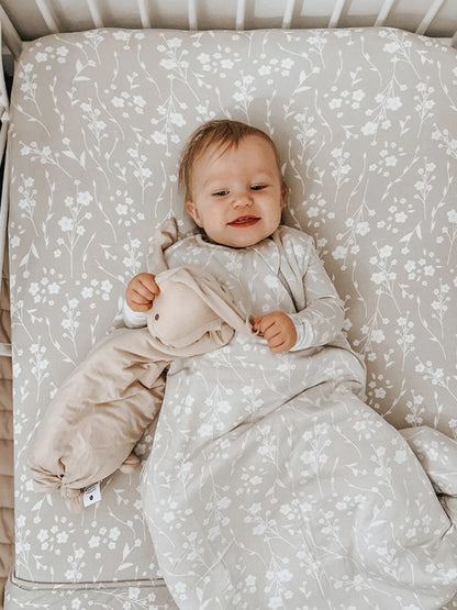 Crib Sheet | Magnolia | Gunamuna