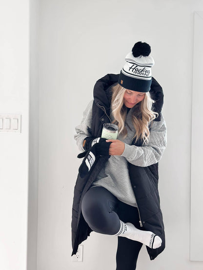 Hockey Mama | Crew Socks: White