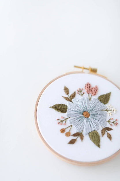5" Beginner Floral Embroider Kit - Periwinkle Blooms