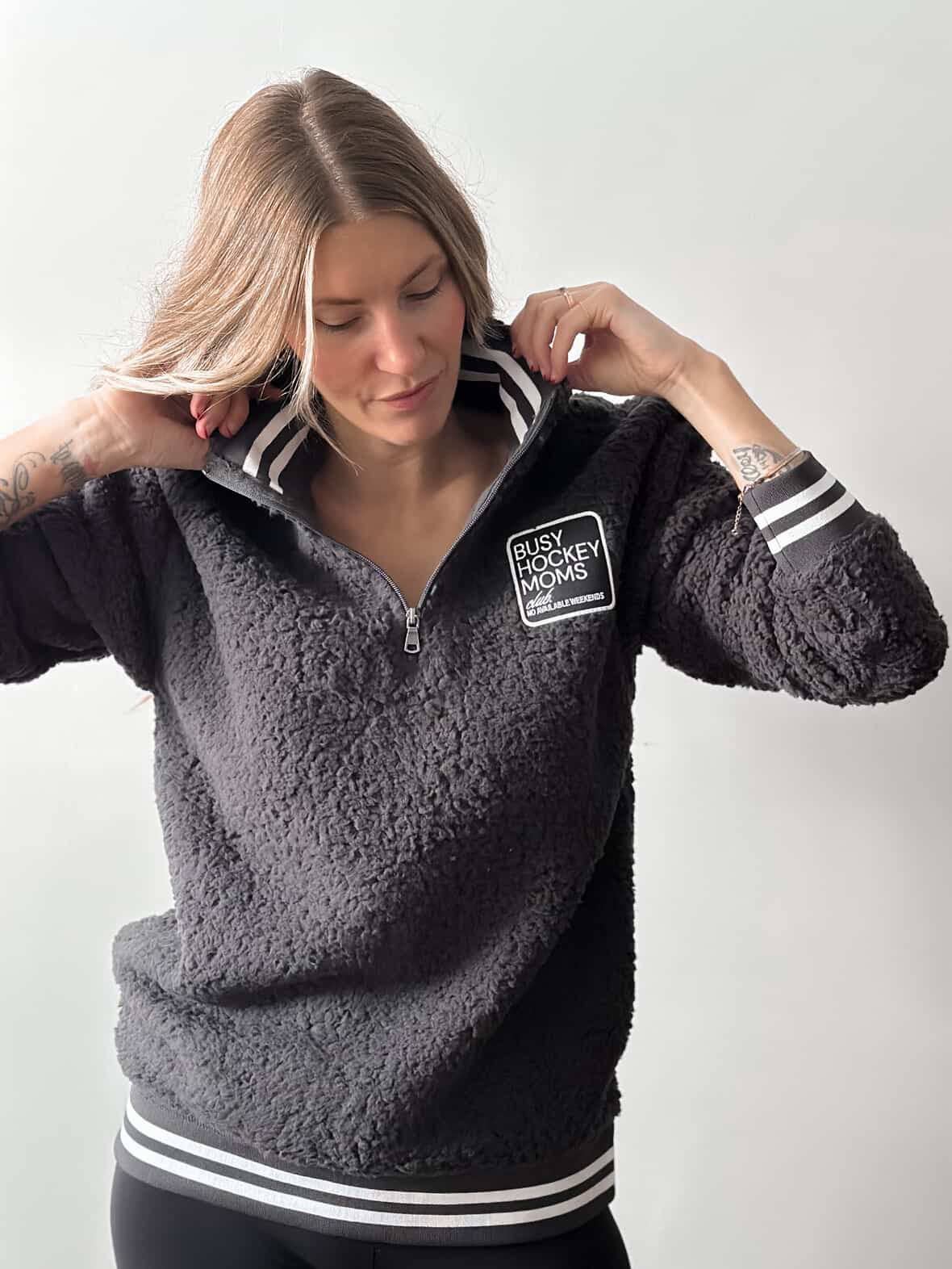 Varsity | Sherpa Half Zip: Charcoal / Busy Hockey Mom / Medium