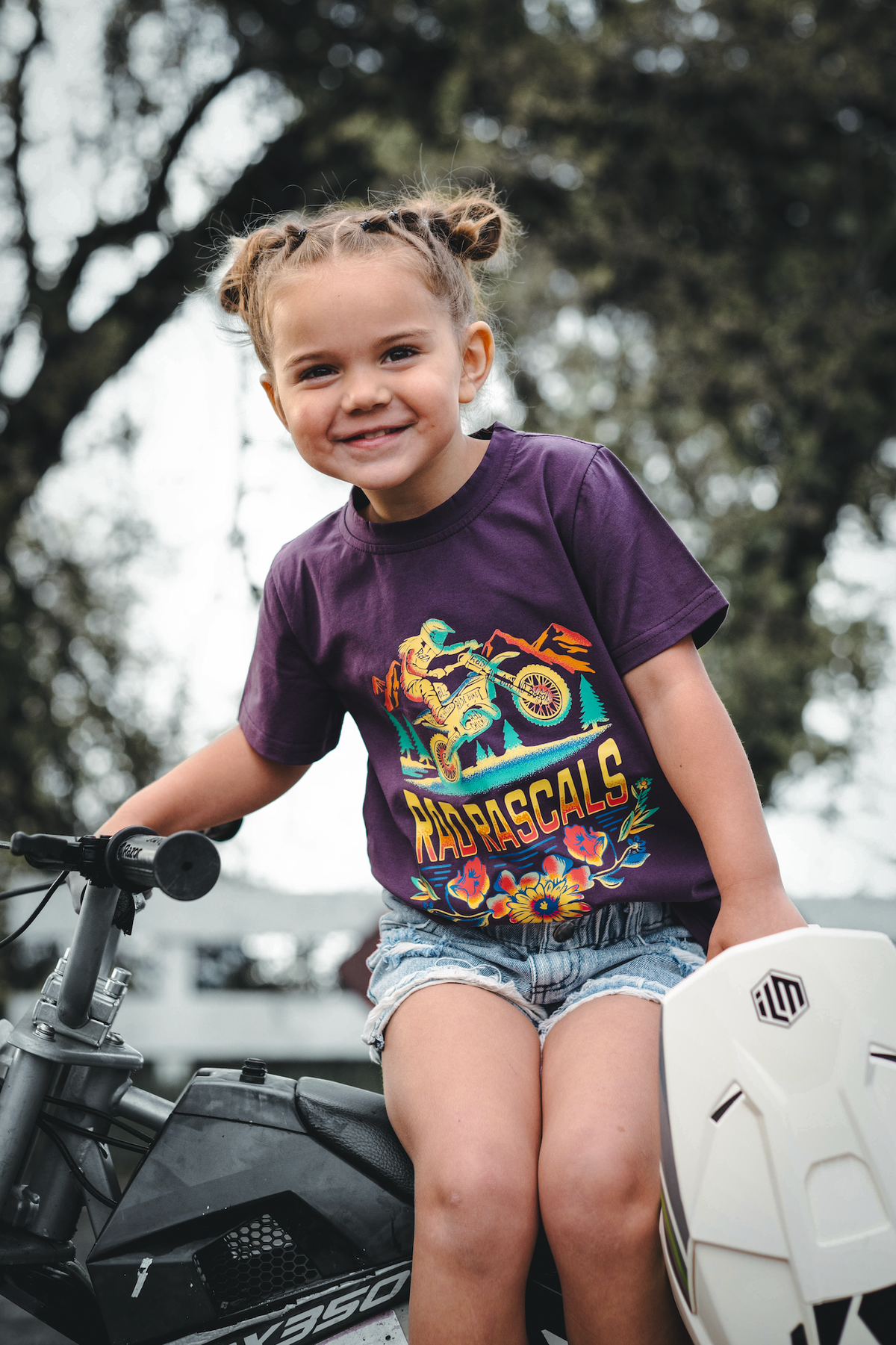 Rad Chicks Ride Bikes - T-shirt: 3T