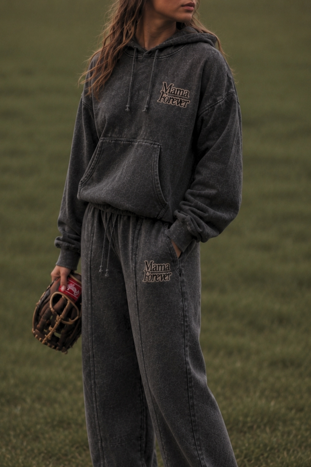 MAMA FOREVER MINERAL BARREL JOGGER: Ash Wash / LRG