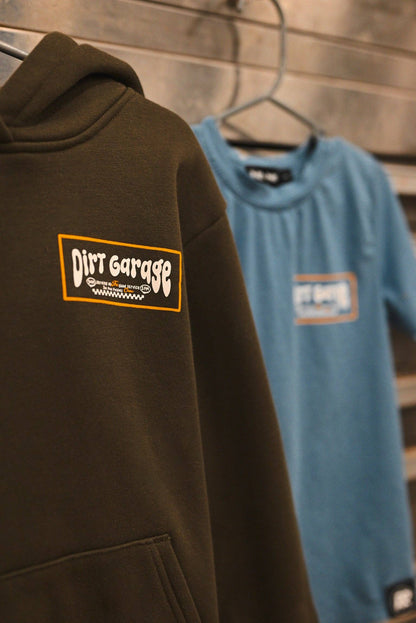 Dirt Garage - Hoodie: 3T