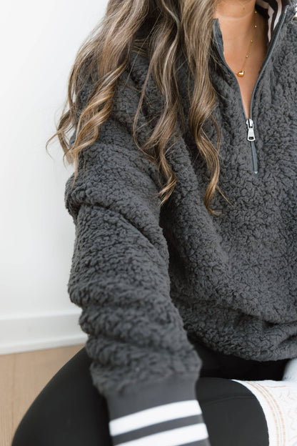 Varsity | Sherpa Half Zip: Charcoal / Mama / Medium