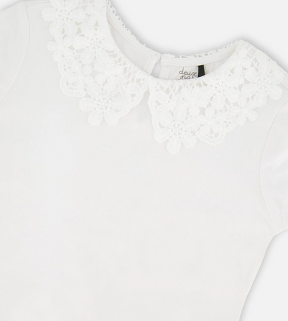 T-Shirt with Crochet Peter Pan Collar | White | Duex par Deux