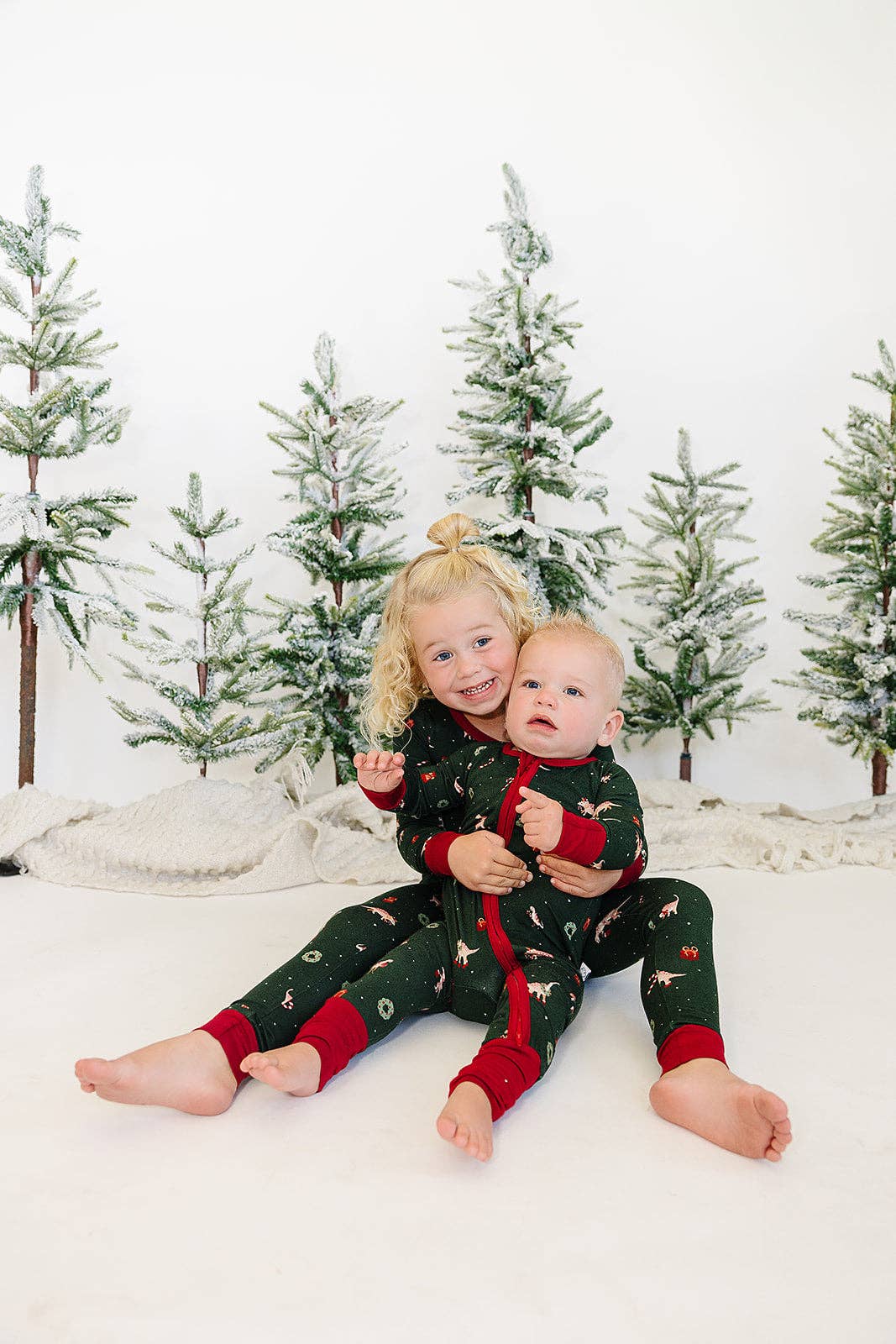 Little Zippers in Dino-Mas