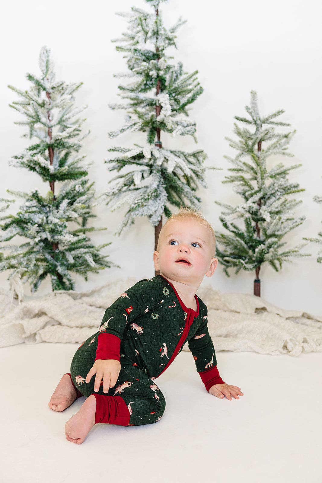 Little Zippers in Dino-Mas