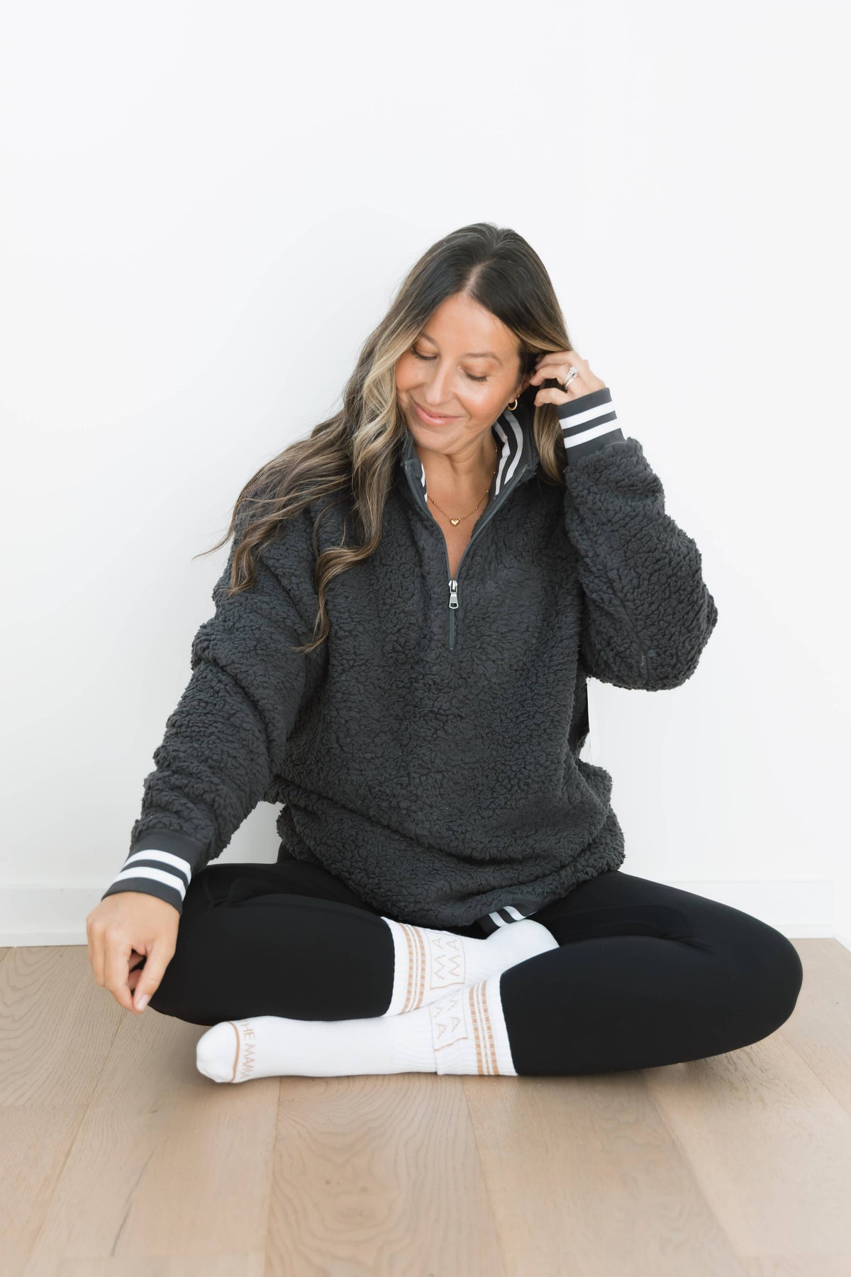 Varsity | Sherpa Half Zip: Charcoal / Busy Hockey Mom / Medium
